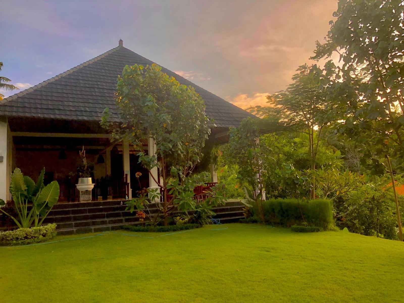 Arya Resort Nusa Penida Toyapakeh Ngoại thất bức ảnh