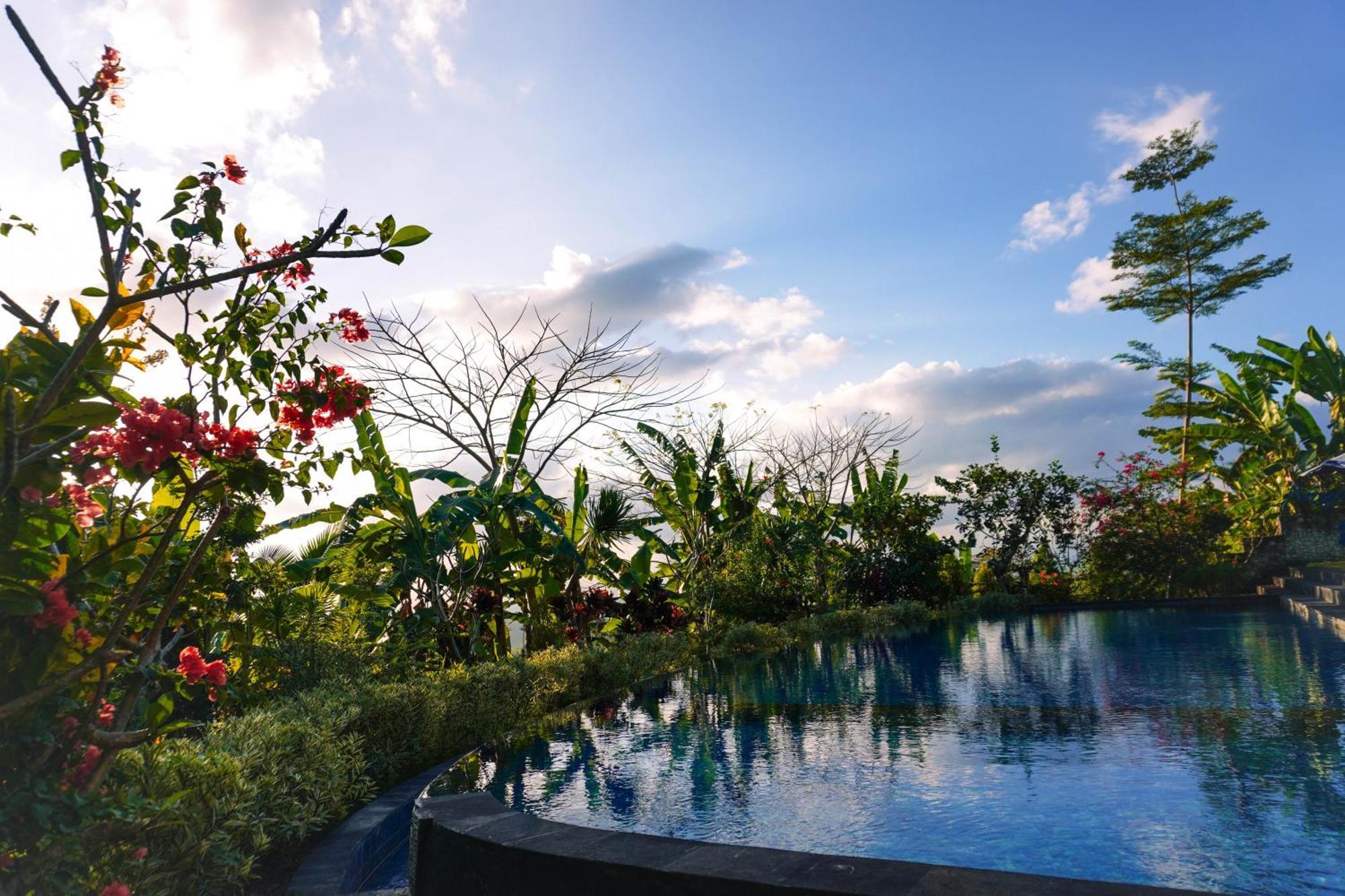 Arya Resort Nusa Penida Toyapakeh Ngoại thất bức ảnh
